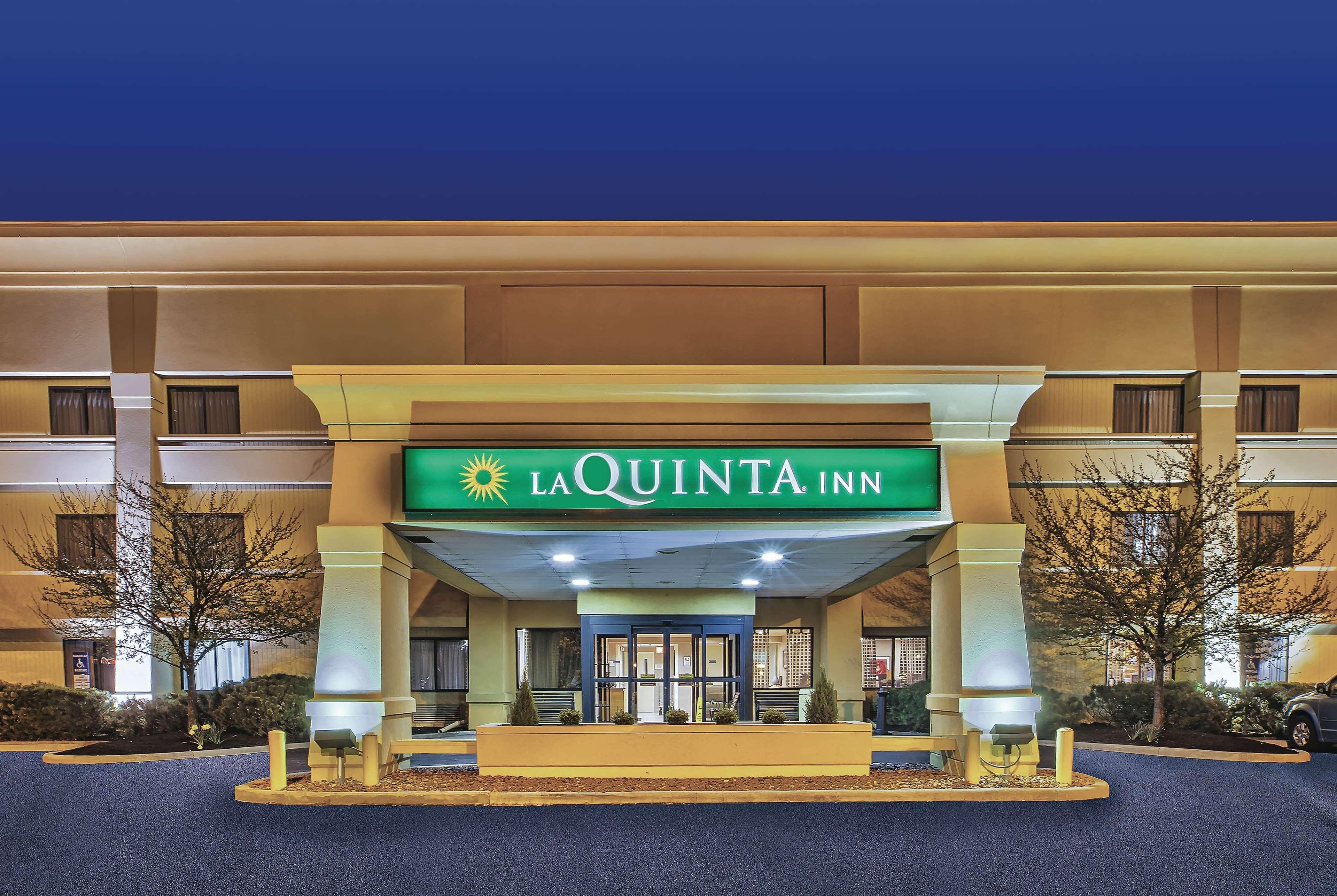 La Quinta Inn By Wyndham Toledo Perrysburg Exterior foto